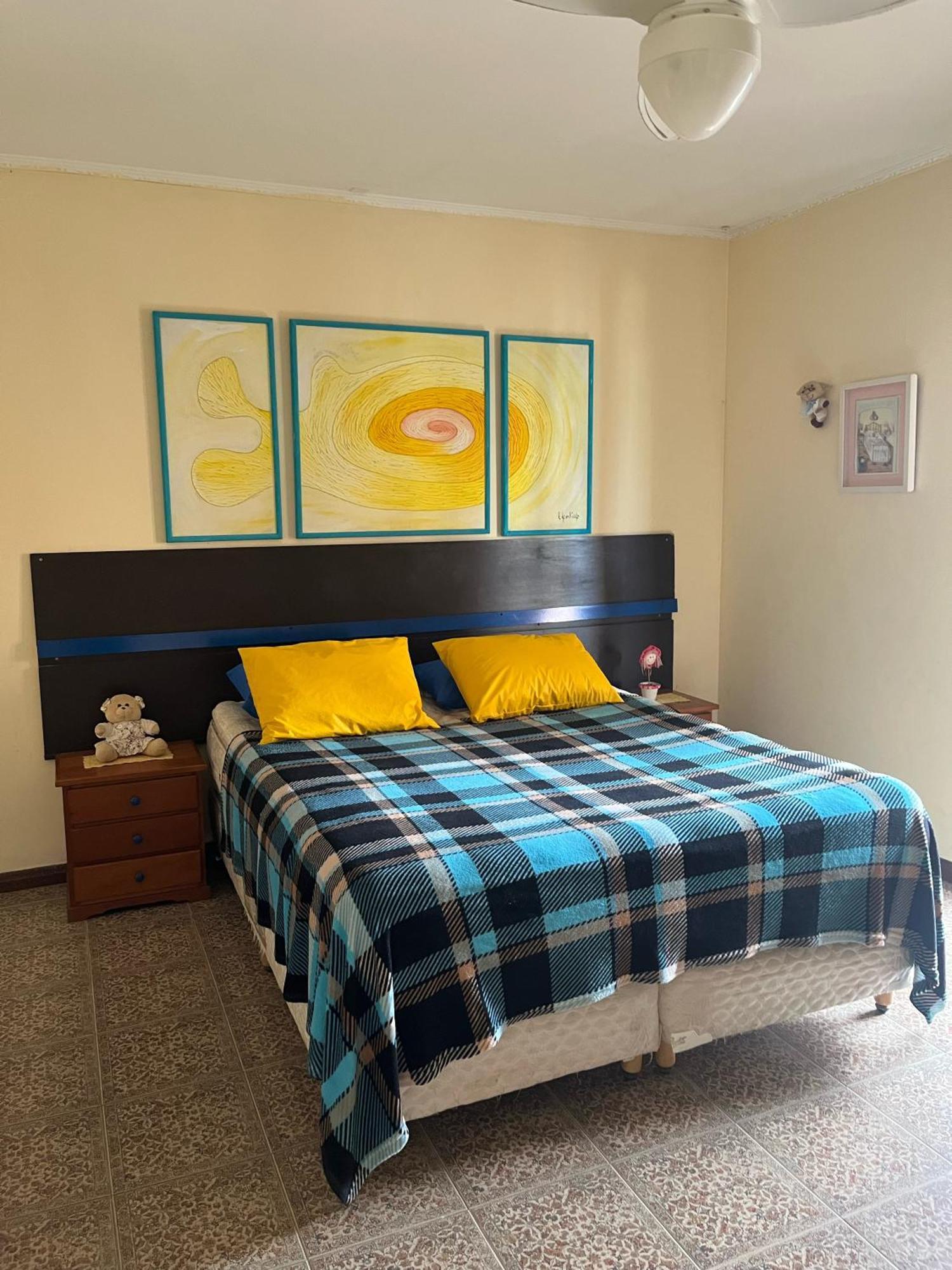 Lindo Sobrado Amarelo -Proximo A Praia Mongaguá 외부 사진